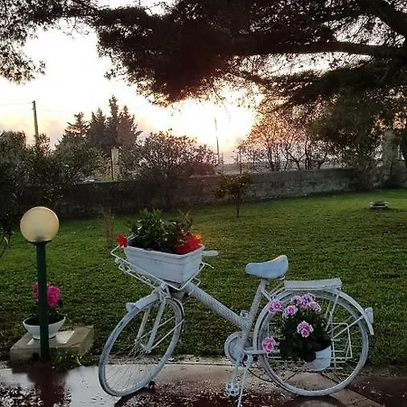 بيت ضيافة La Dimora Di Nonno Nuccio راغوزا